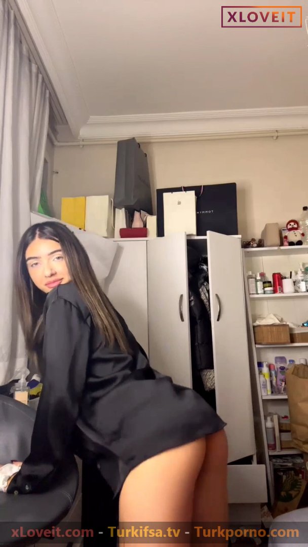 Elanur Ayan ifşa Siyah gömlekli yayın videosu